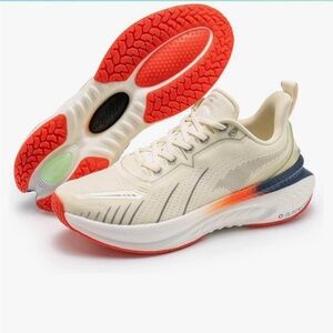ONEMIX Athletic Shoes (Men’s 7/Women’s 9)